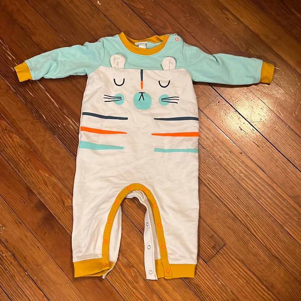 Adorable onesie!